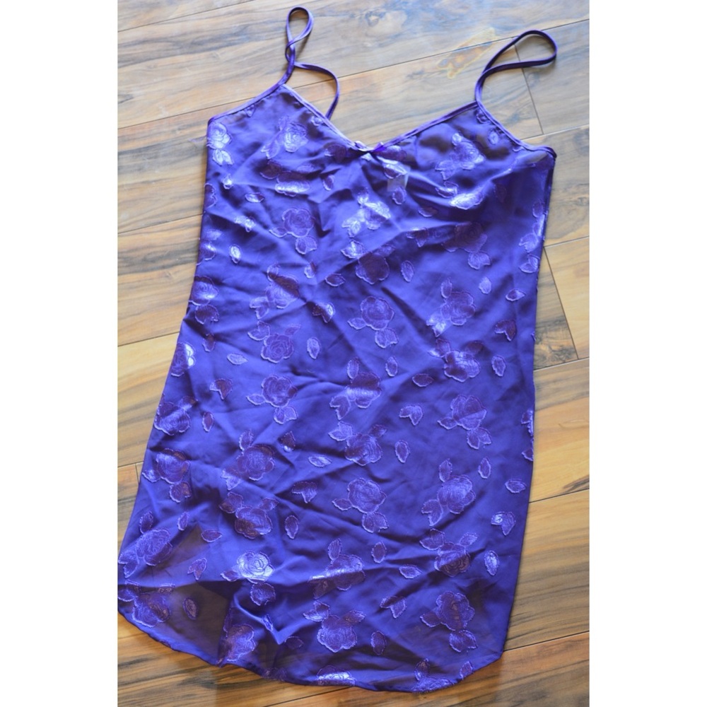 VTG 1990s Petra Fashions purple nightie